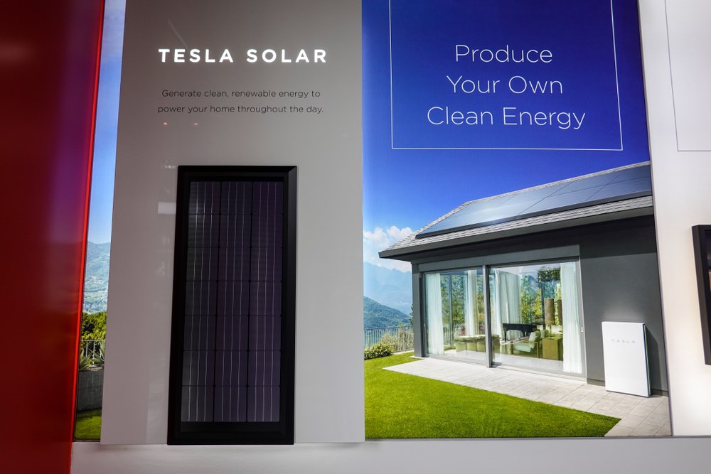 Tesla-solar